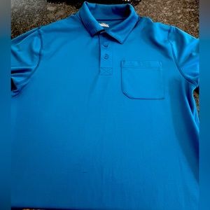 Under armour all season gear polo shirt. Size L. Blue.